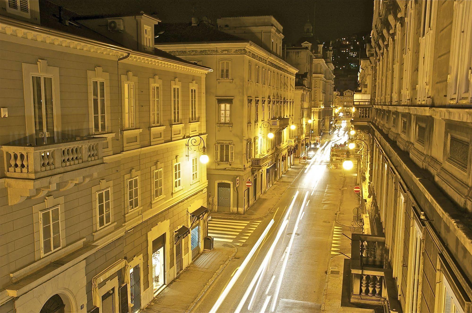 Nuovo Albergo Centro Trieste Exterior photo